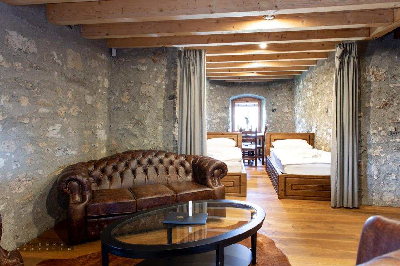 Vinica Castle Hotell Exteriör bild